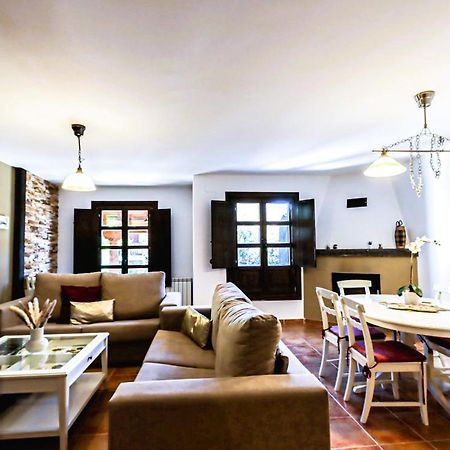 Sol Badaguas Jaca Villa Bagian luar foto