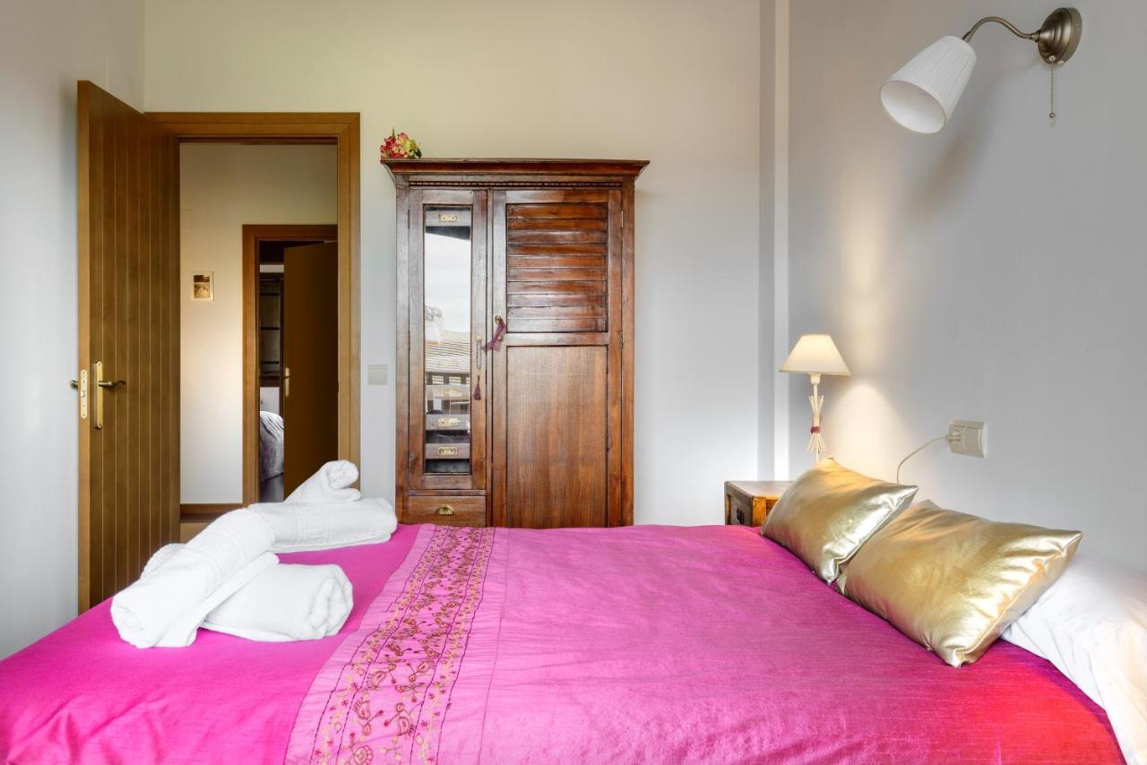 Sol Badaguas Jaca Villa Bagian luar foto
