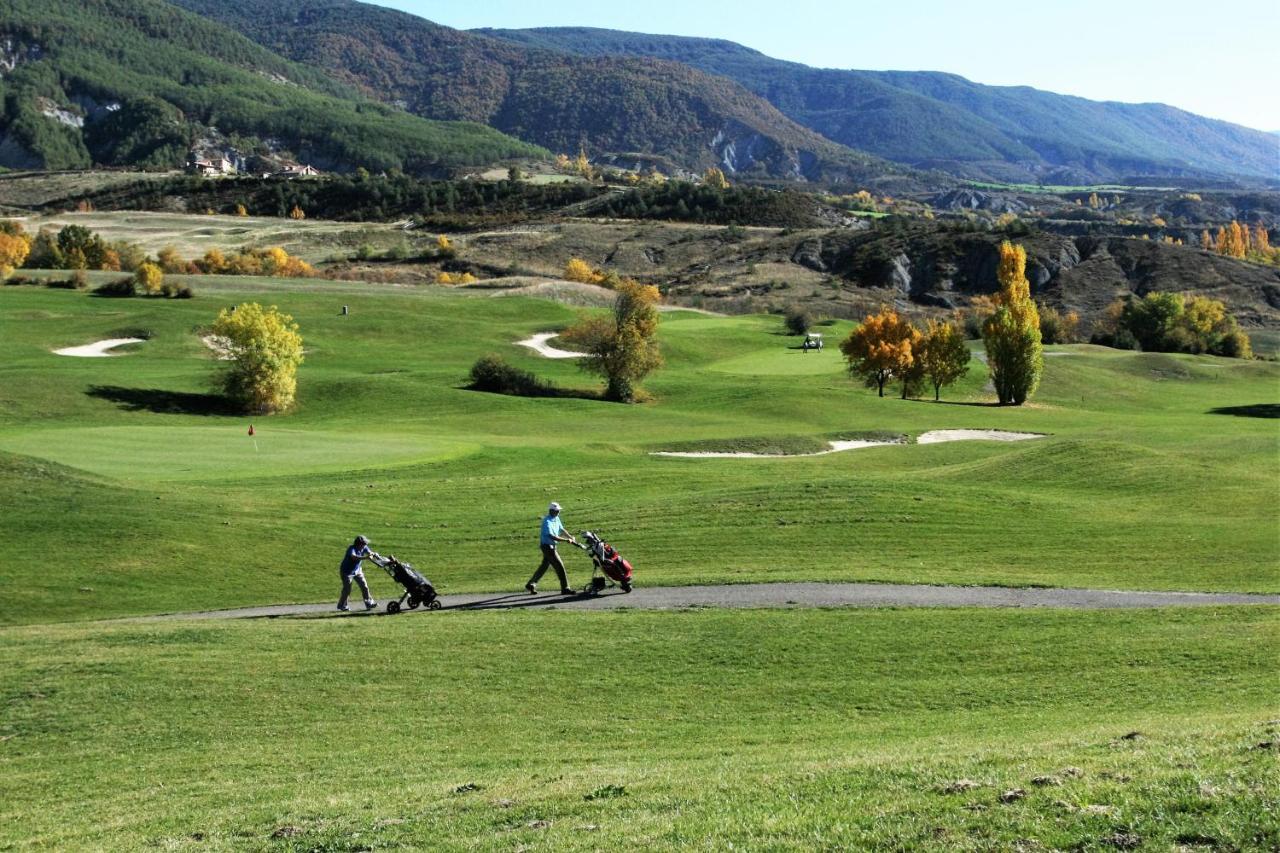 Sol Badaguas Jaca Villa Bagian luar foto