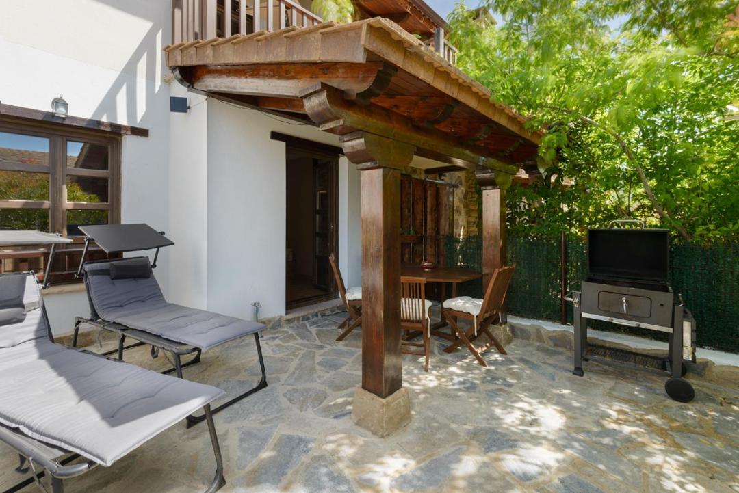 Sol Badaguas Jaca Villa Bagian luar foto